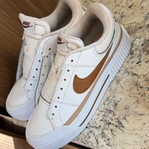 Nike White and Tan Casual Sneakers